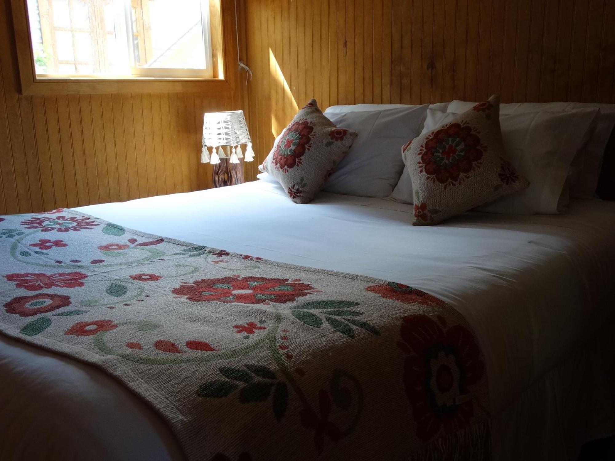 Hostal Lago Condor Пуэрто-Наталес Экстерьер фото