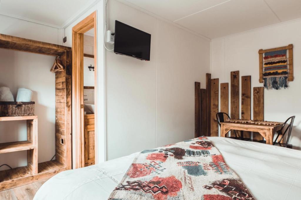 Hostal Lago Condor Пуэрто-Наталес Экстерьер фото