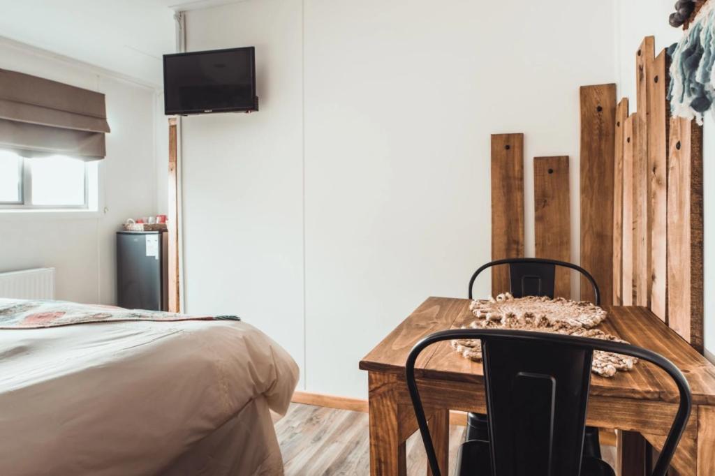 Hostal Lago Condor Пуэрто-Наталес Экстерьер фото